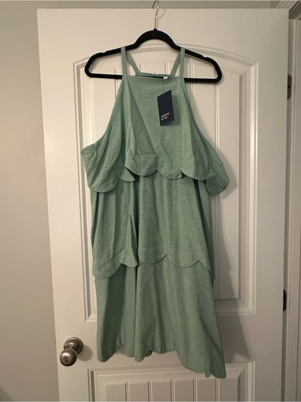 crown & ivy sage green scallop tiered mini dress